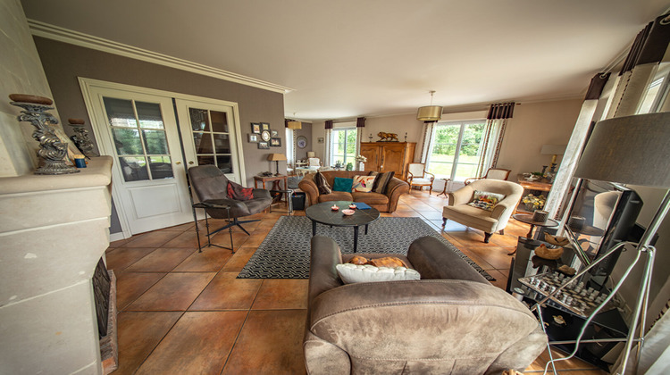Ma-Cabane - Vente Maison CHATEAU-GONTIER, 402 m²