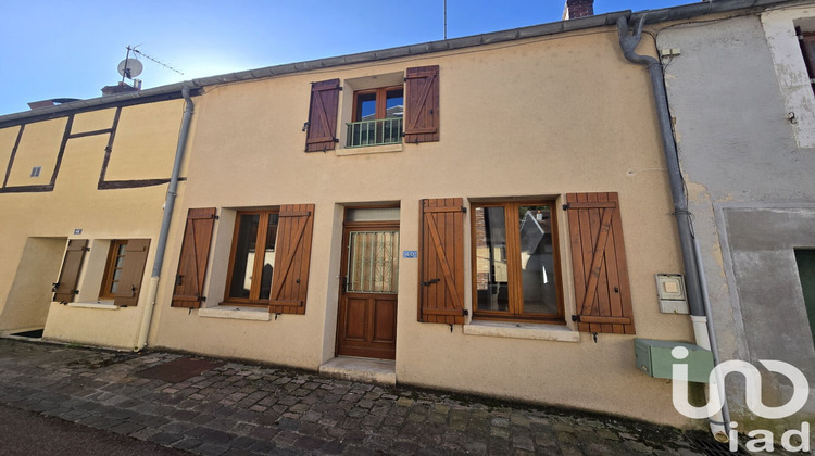 Ma-Cabane - Vente Maison Château-Renard, 63 m²