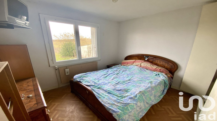 Ma-Cabane - Vente Maison Château-Renard, 64 m²