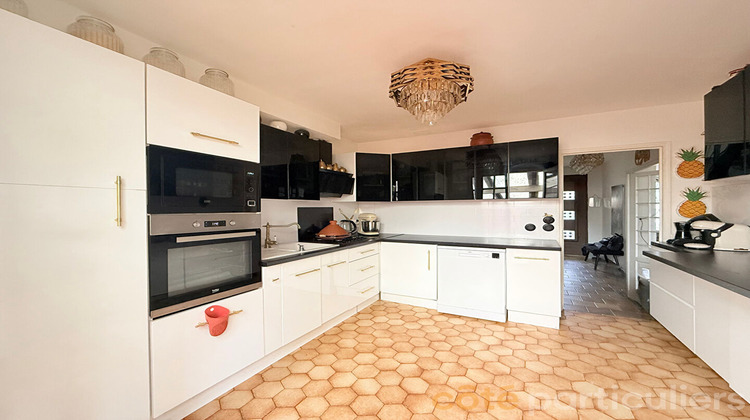 Ma-Cabane - Vente Maison CHATEAU-RENAULT, 141 m²