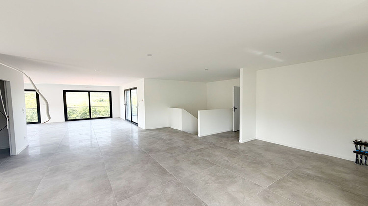 Ma-Cabane - Vente Maison CHATEAUGAY, 261 m²