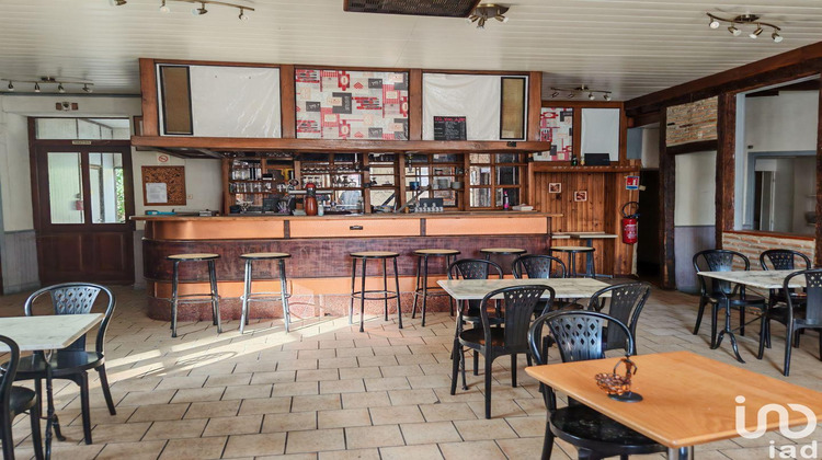 Ma-Cabane - Vente Maison Châteaumeillant, 350 m²