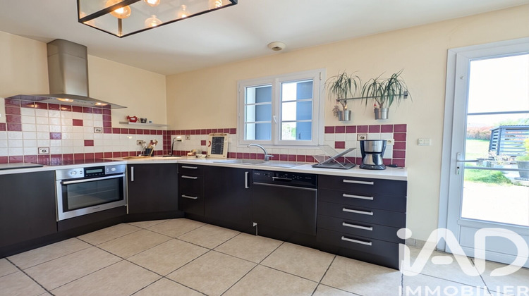 Ma-Cabane - Vente Maison Châteaumeillant, 150 m²