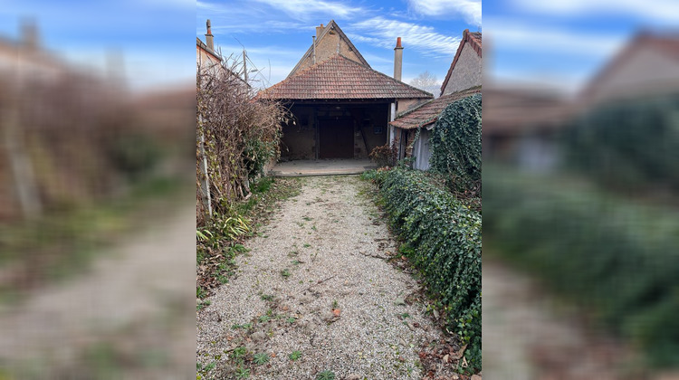 Ma-Cabane - Vente Maison CHATEAUMEILLANT, 60 m²