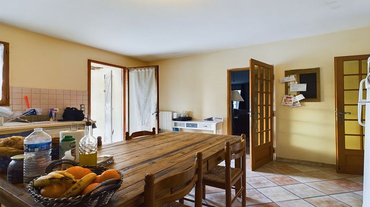 Ma-Cabane - Vente Maison CHATEAUNEUF-DE-GADAGNE, 220 m²