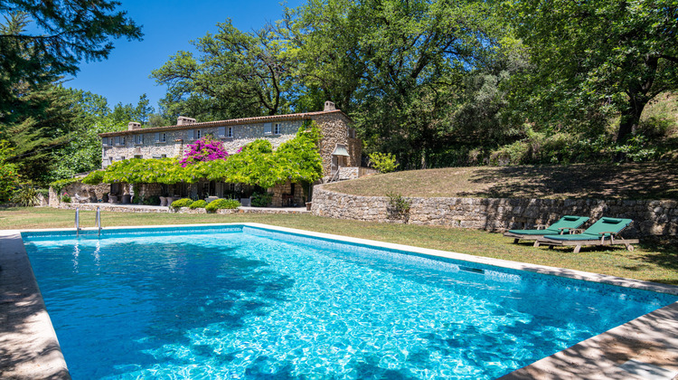 Ma-Cabane - Vente Maison Châteauneuf-Grasse, 550 m²