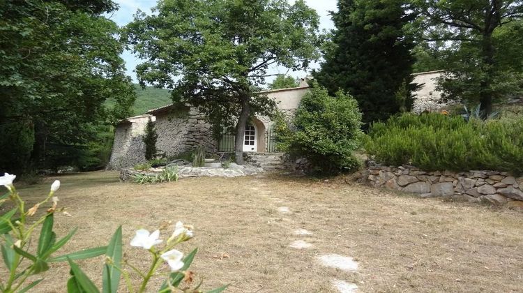 Ma-Cabane - Vente Maison Châteauneuf-Grasse, 200 m²