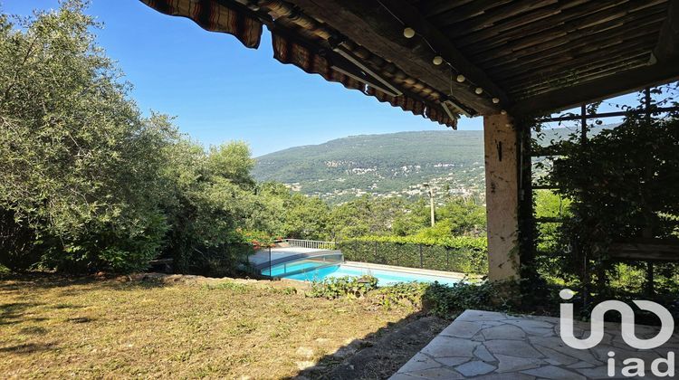 Ma-Cabane - Vente Maison Châteauneuf-Grasse, 200 m²