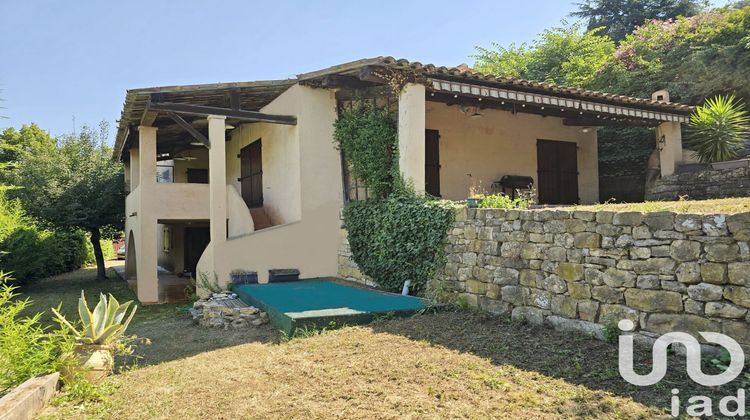 Ma-Cabane - Vente Maison Châteauneuf-Grasse, 200 m²