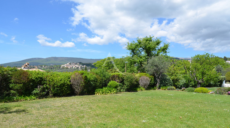 Ma-Cabane - Vente Maison CHATEAUNEUF-GRASSE, 250 m²