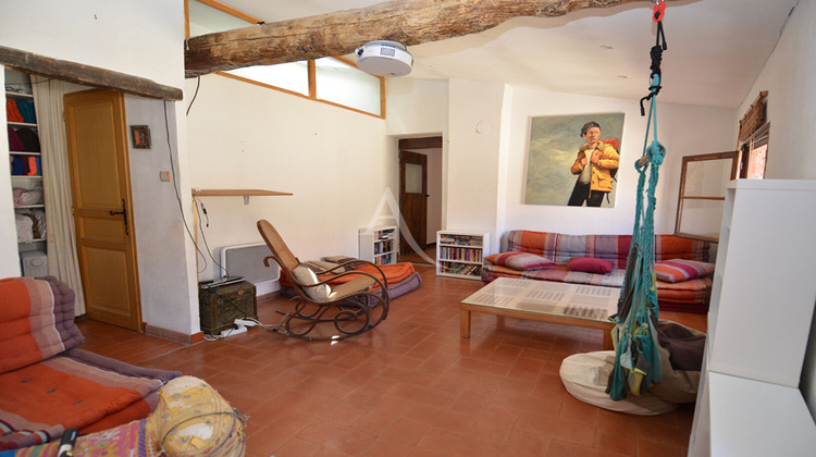 Ma-Cabane - Vente Maison CHATEAUNEUF-GRASSE, 96 m²