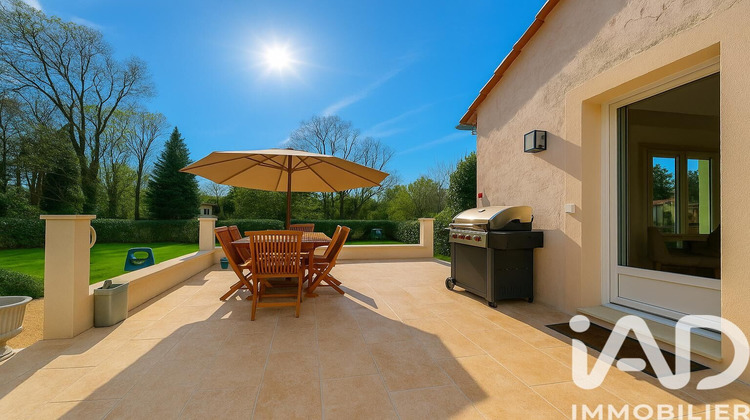 Ma-Cabane - Vente Maison Châteauneuf-Grasse, 63 m²