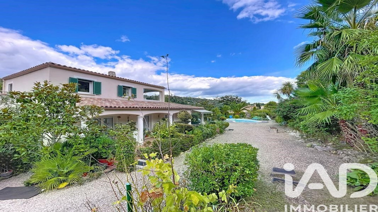 Ma-Cabane - Vente Maison Châteauneuf-Grasse, 197 m²