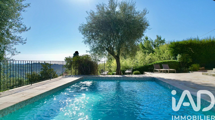 Ma-Cabane - Vente Maison Châteauneuf-Grasse, 200 m²