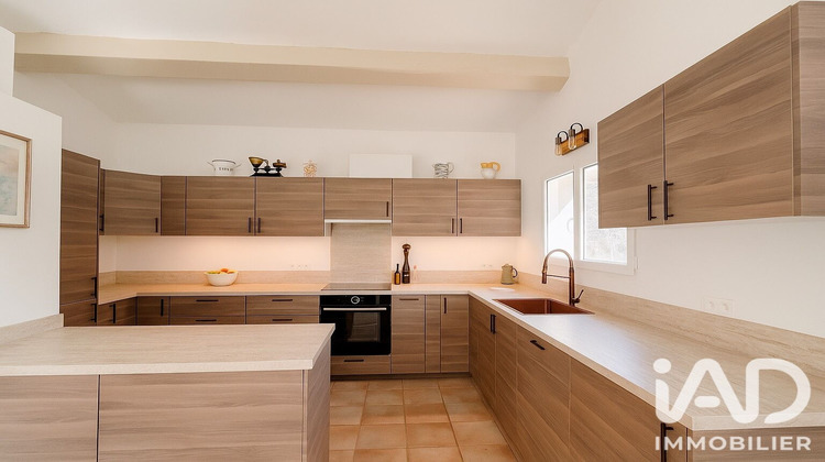 Ma-Cabane - Vente Maison Châteauneuf-Grasse, 63 m²