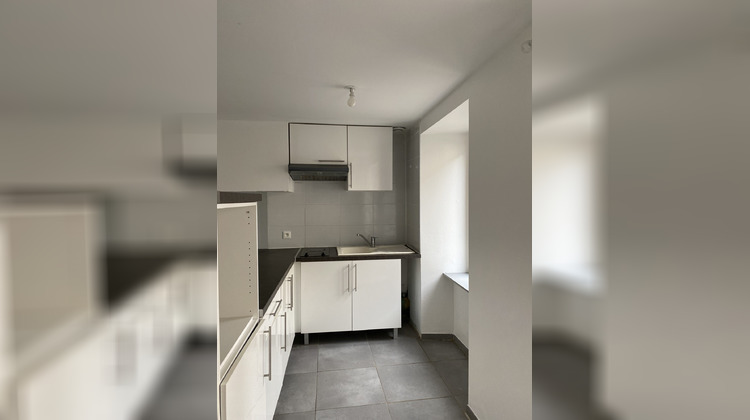 Ma-Cabane - Vente Maison Châteauneuf-la-Forêt, 50 m²