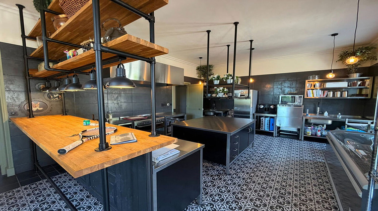 Ma-Cabane - Vente Maison CHATEAUNEUF-LA-FORET, 633 m²