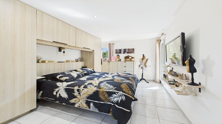 Ma-Cabane - Vente Maison CHATEAUNEUF-LE-ROUGE, 145 m²