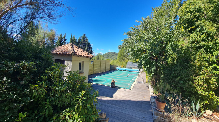 Ma-Cabane - Vente Maison CHATEAUNEUF-LE-ROUGE, 184 m²