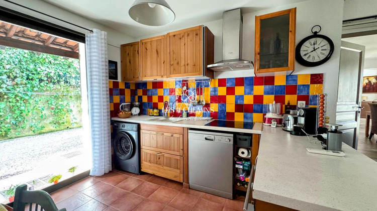 Ma-Cabane - Vente Maison CHATEAUNEUF-LE-ROUGE, 194 m²