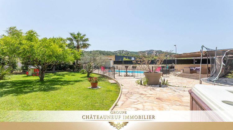 Ma-Cabane - Vente Maison CHATEAUNEUF-LES-MARTIGUES, 140 m²