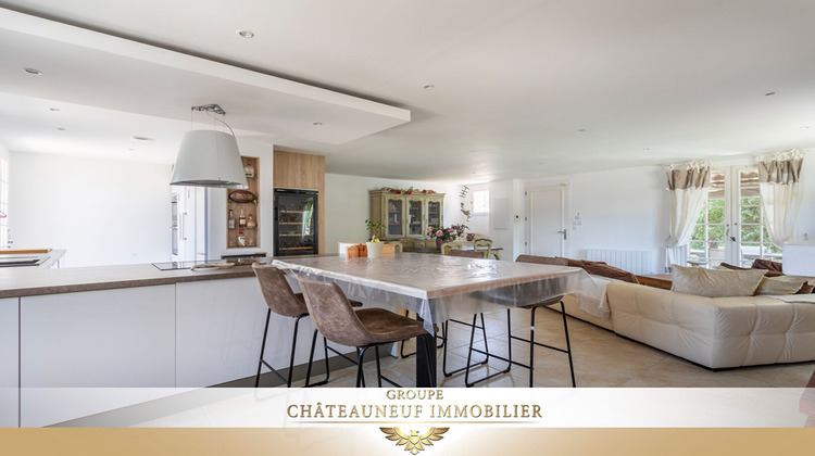 Ma-Cabane - Vente Maison CHATEAUNEUF-LES-MARTIGUES, 140 m²