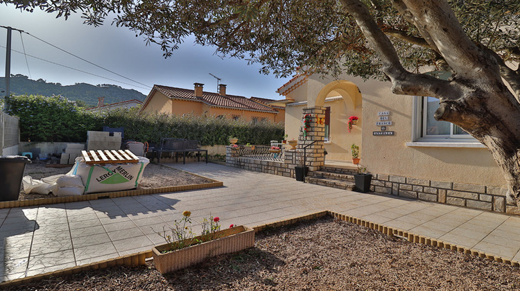 Ma-Cabane - Vente Maison CHATEAUNEUF-LES-MARTIGUES, 100 m²