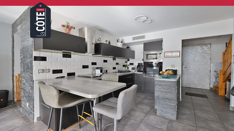 Ma-Cabane - Vente Maison CHATEAUNEUF-LES-MARTIGUES, 92 m²