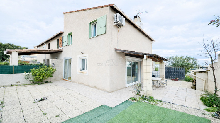 Ma-Cabane - Vente Maison CHATEAUNEUF-LES-MARTIGUES, 80 m²