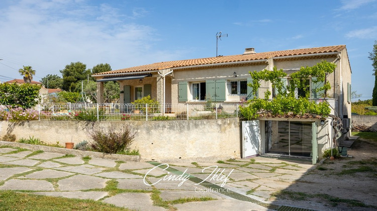 Ma-Cabane - Vente Maison CHATEAUNEUF LES MARTIGUES, 125 m²