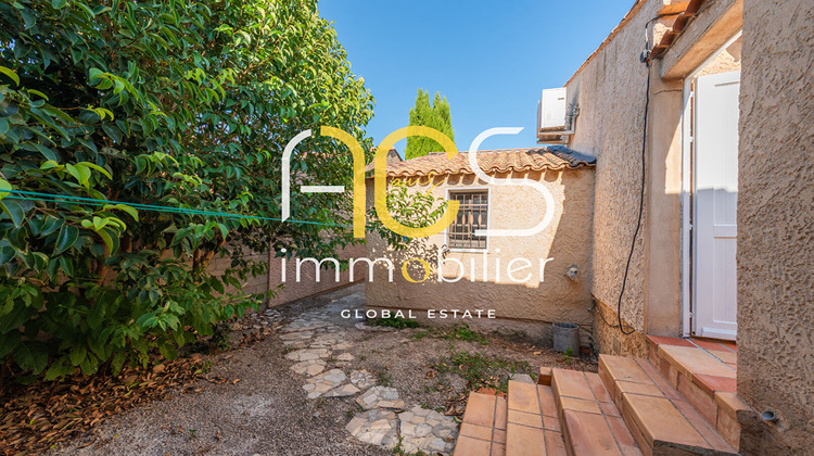 Ma-Cabane - Vente Maison CHATEAUNEUF-LES-MARTIGUES, 100 m²