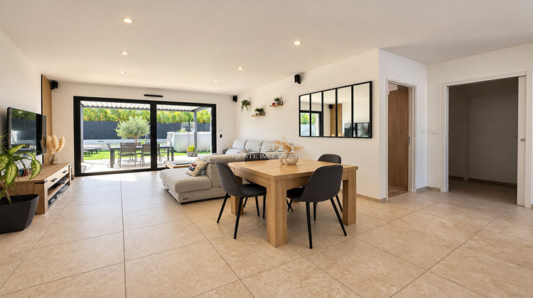 Ma-Cabane - Vente Maison CHATEAUNEUF-LES-MARTIGUES, 104 m²