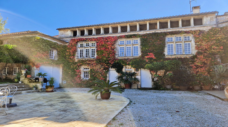 Ma-Cabane - Vente Maison Châteauneuf-sur-Charente, 350 m²