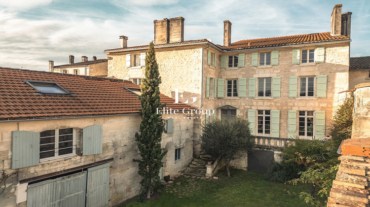 Ma-Cabane - Vente Maison CHATEAUNEUF-SUR-CHARENTE, 495 m²