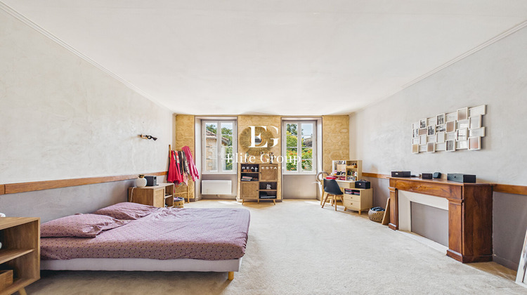 Ma-Cabane - Vente Maison CHATEAUNEUF-SUR-CHARENTE, 196 m²