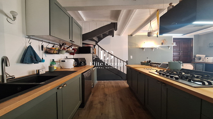 Ma-Cabane - Vente Maison CHATEAUNEUF-SUR-CHARENTE, 272 m²