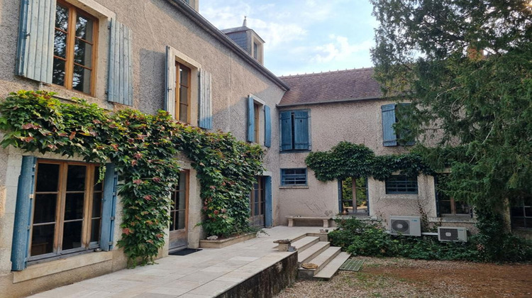 Ma-Cabane - Vente Maison CHATEAUNEUF SUR CHER, 316 m²