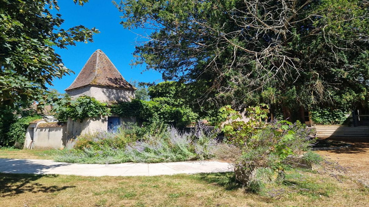 Ma-Cabane - Vente Maison CHATEAUNEUF SUR CHER, 316 m²