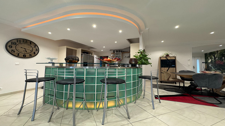 Ma-Cabane - Vente Maison CHATEAUNEUF-SUR-LOIRE, 177 m²