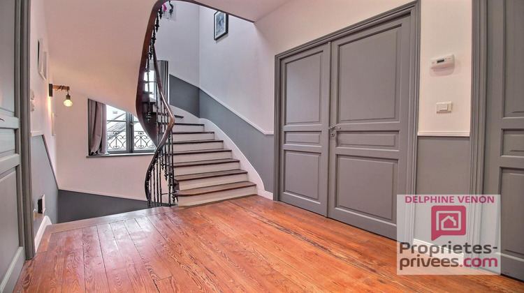 Ma-Cabane - Vente Maison CHATEAUNEUF SUR LOIRE, 226 m²