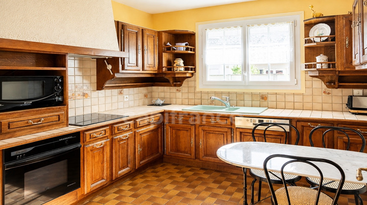 Ma-Cabane - Vente Maison CHATEAUNEUF SUR LOIRE, 135 m²