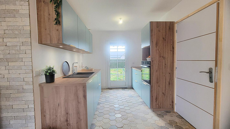 Ma-Cabane - Vente Maison CHATEAUNEUF SUR SARTHE, 60 m²