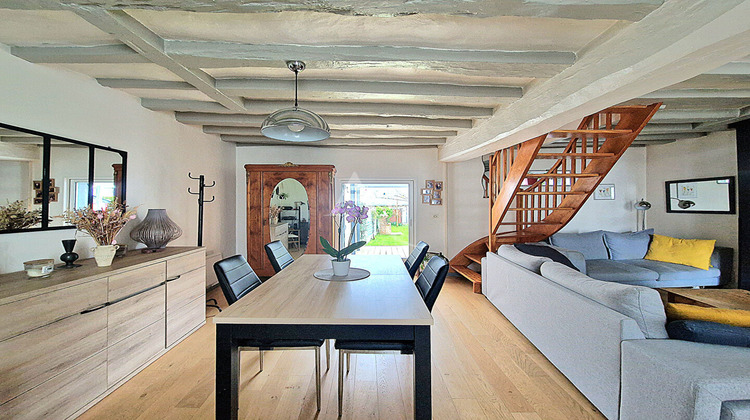 Ma-Cabane - Vente Maison CHATEAUNEUF-SUR-SARTHE, 90 m²