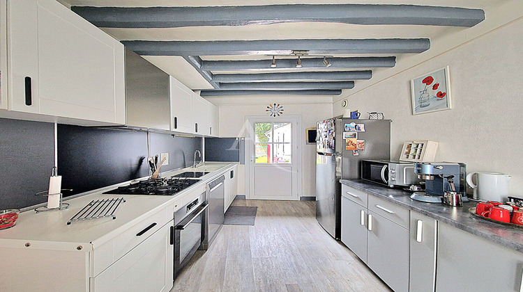 Ma-Cabane - Vente Maison CHATEAUNEUF-SUR-SARTHE, 90 m²