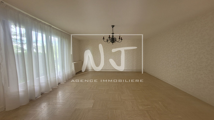 Ma-Cabane - Vente Maison CHATEAUNEUF-SUR-SARTHE, 110 m²