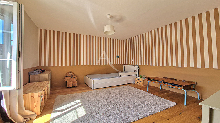 Ma-Cabane - Vente Maison CHATEAUNEUF-SUR-SARTHE, 216 m²