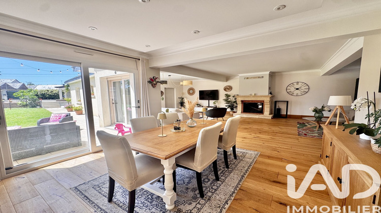 Ma-Cabane - Vente Maison Châteauneuf-sur-Sarthe, 203 m²