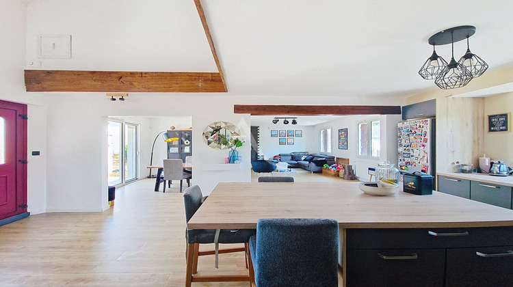Ma-Cabane - Vente Maison CHATEAUNEUF-SUR-SARTHE, 130 m²