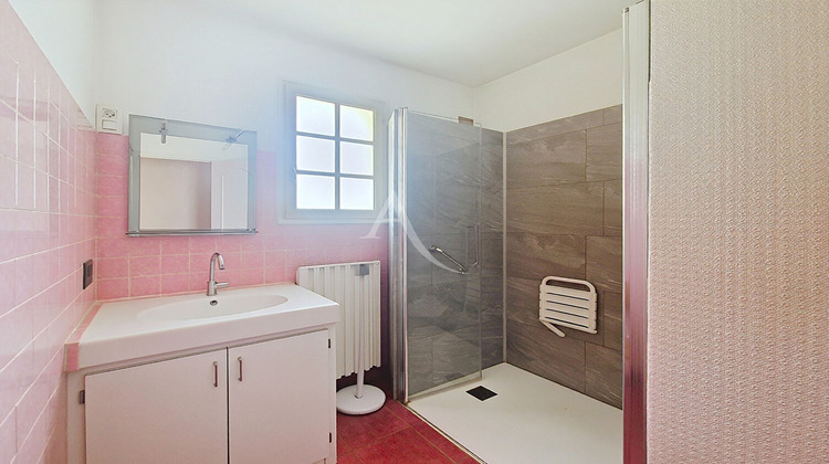 Ma-Cabane - Vente Maison CHATEAUNEUF-SUR-SARTHE, 95 m²