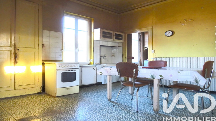 Ma-Cabane - Vente Maison Châteauneuf-Val-de-Bargis, 69 m²